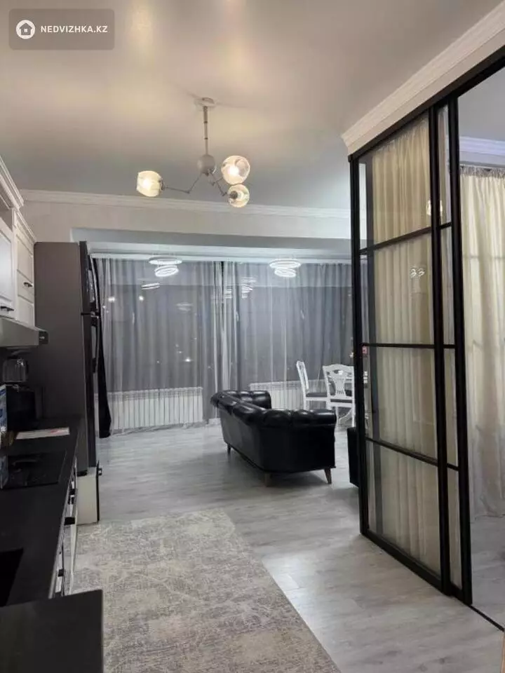 2-комнатная квартира, этаж 5 из 18, 52 м², Посуточно, фотография 5