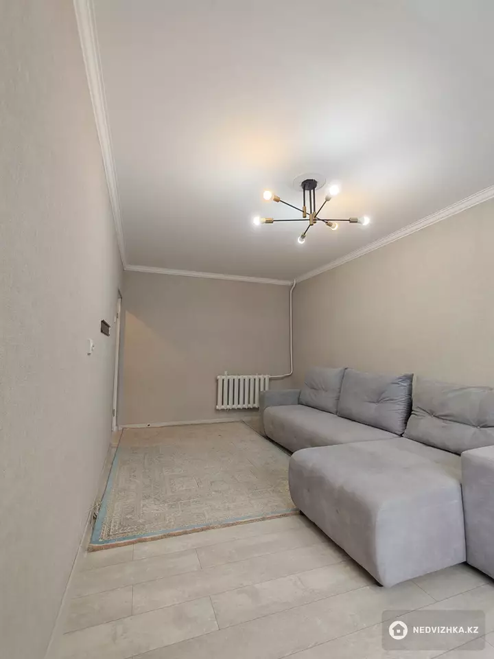 3-комнатная квартира, этаж 4 из 5, 62 м²