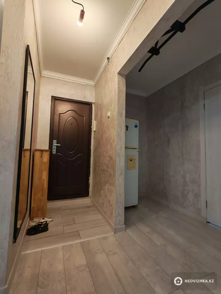 3-комнатная квартира, этаж 4 из 5, 62 м², фотография 2