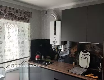 1-комнатная квартира, этаж 4 из 4, 30 м²