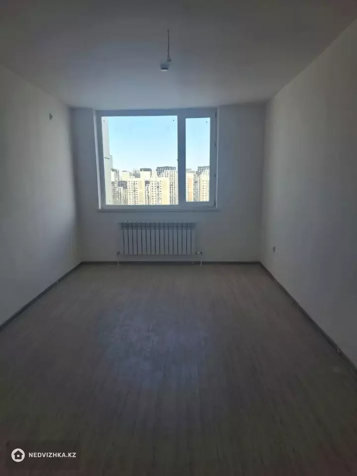 1-комнатная квартира, этаж 15 из 17, 38 м²