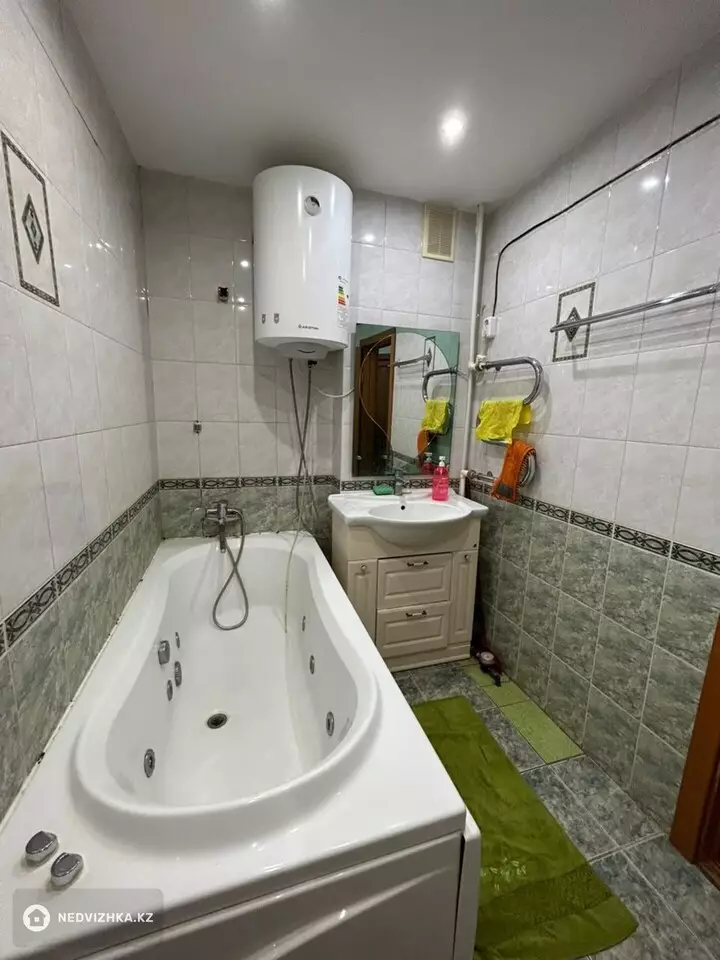 3-комнатная квартира, этаж 3 из 9, 76 м², фотография 5
