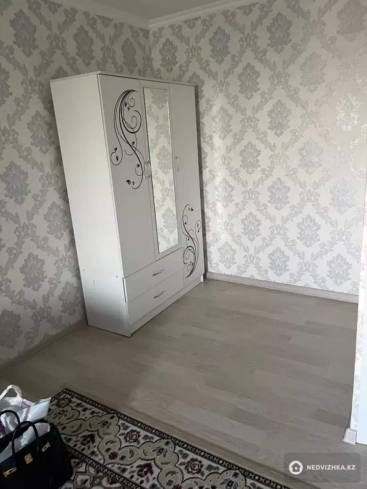 1-комнатная квартира, этаж 4 из 5, 49 м², фотография 4