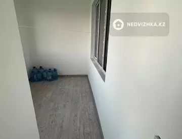 1-комнатная квартира, этаж 4 из 5, 49 м², миниатюра 9