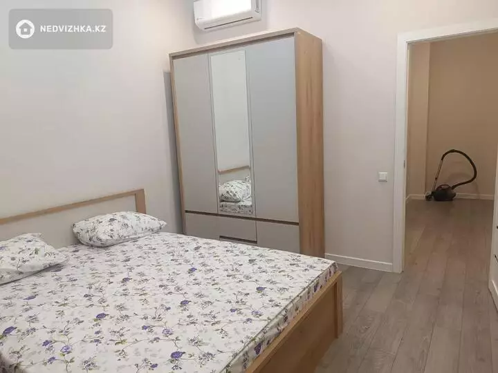3-комнатная квартира, этаж 15 из 16, 70 м², Посуточно, фотография 4
