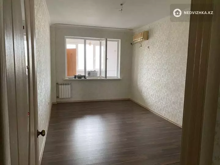 3-комнатная квартира, этаж 4 из 5, 73 м², фотография 4