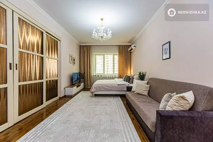 3-комнатная квартира, этаж 4 из 17, 75 м², Посуточно, фотография 3