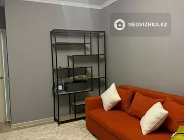 1-комнатная квартира, этаж 1 из 9, 40 м², На длительный срок