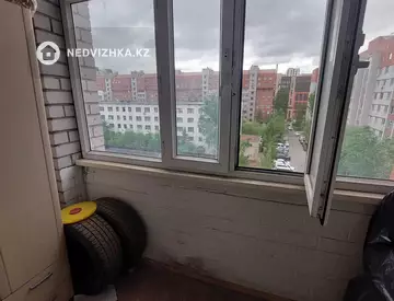 2-комнатная квартира, этаж 6 из 9, 54 м², миниатюра 4