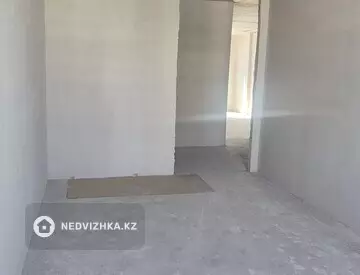 2-комнатная квартира, этаж 16 из 18, 75 м², миниатюра 3