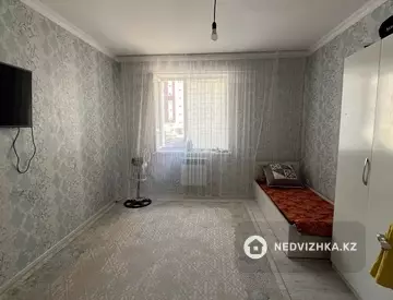 3-комнатная квартира, этаж 2 из 9, 81 м², миниатюра 6