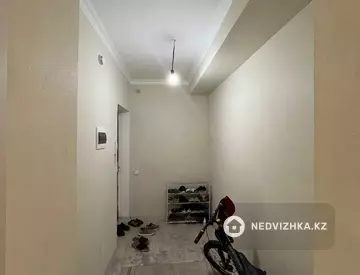 3-комнатная квартира, этаж 2 из 9, 81 м², миниатюра 10