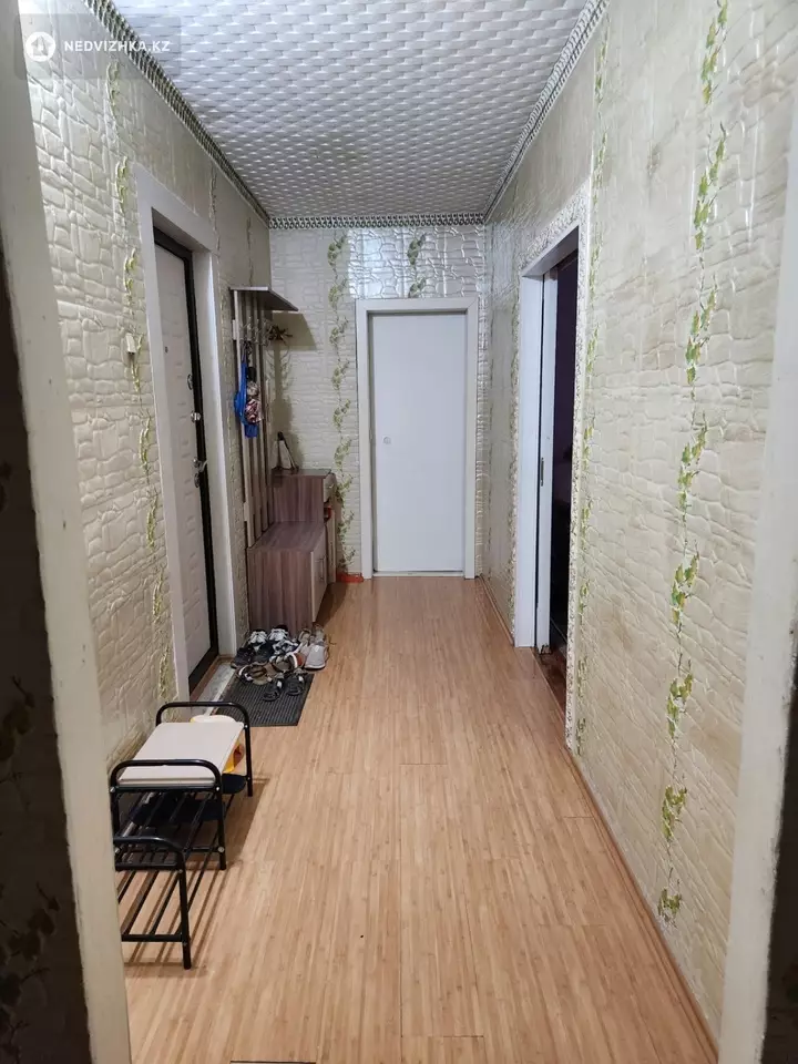 2-комнатная квартира, этаж 2 из 5, 56 м², фотография 5