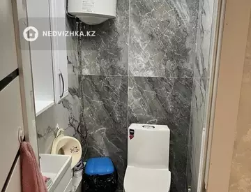 3-комнатная квартира, этаж 8 из 12, 71 м², миниатюра 8