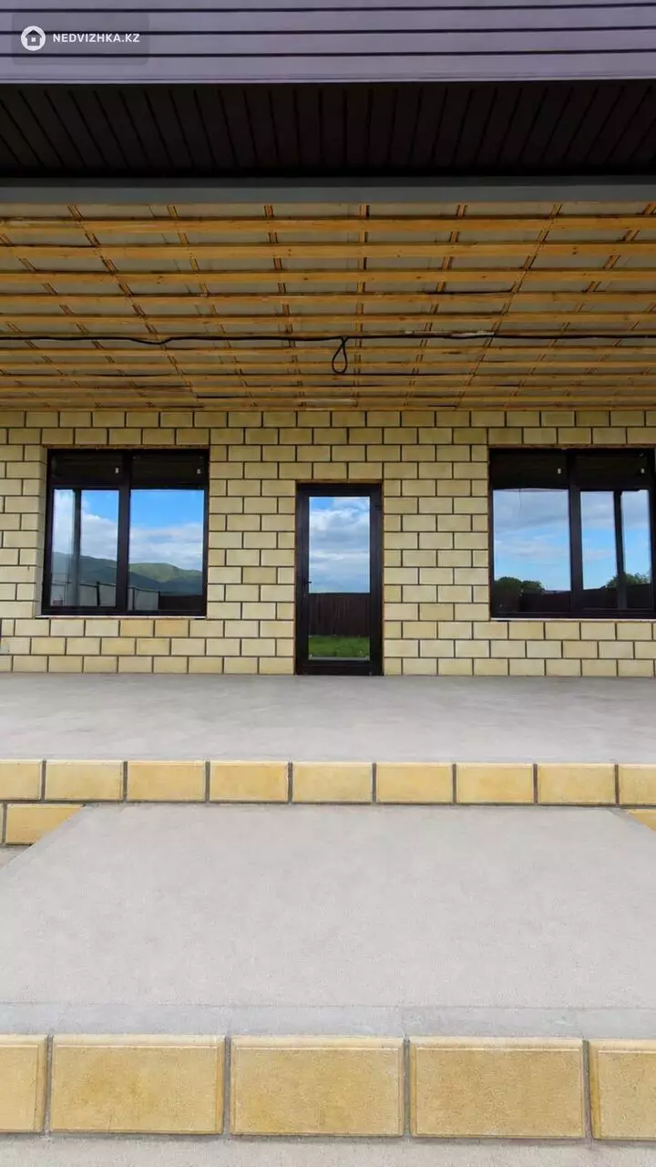 5-комнатный дом, 6 соток, 160 м², фотография 2