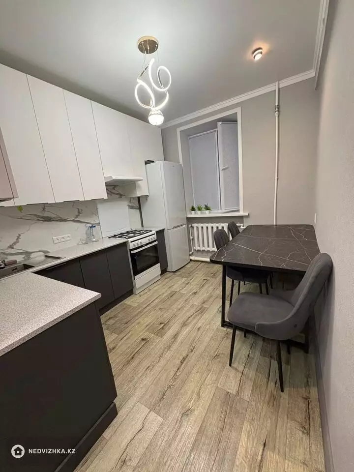 2-комнатная квартира, этаж 1 из 3, 57 м², фотография 2
