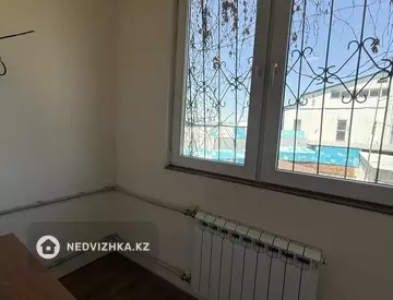 3-комнатная квартира, этаж 2 из 5, 70 м², миниатюра 5