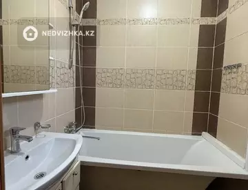 3-комнатная квартира, этаж 2 из 5, 70 м², миниатюра 6