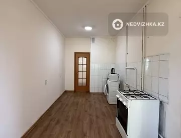 3-комнатная квартира, этаж 2 из 5, 70 м², миниатюра 9