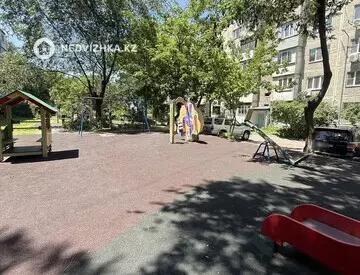 3-комнатная квартира, этаж 2 из 5, 70 м², миниатюра 11