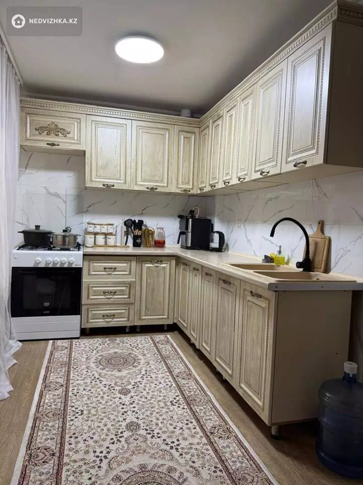 3-бөлмелі үй, 3 соттық, 60 м²