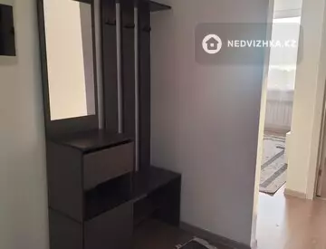 1-комнатная квартира, этаж 13 из 15, 38 м², На длительный срок