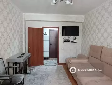 2-комнатная квартира, этаж 4 из 9, 55 м²