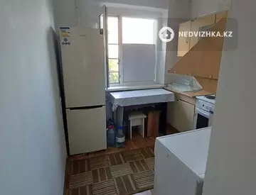 2-комнатная квартира, этаж 3 из 5, 45 м²