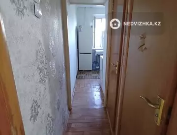 2-комнатная квартира, этаж 3 из 5, 45 м²