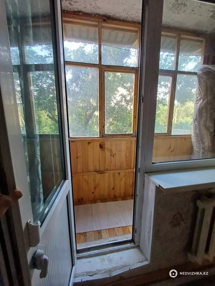 2-комнатная квартира, этаж 3 из 5, 45 м², фотография 5