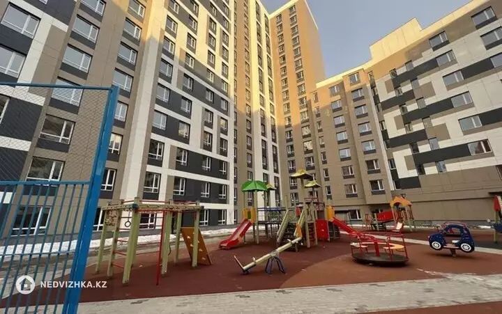 4-комнатная квартира, этаж 2 из 16, 90 м², фотография 4