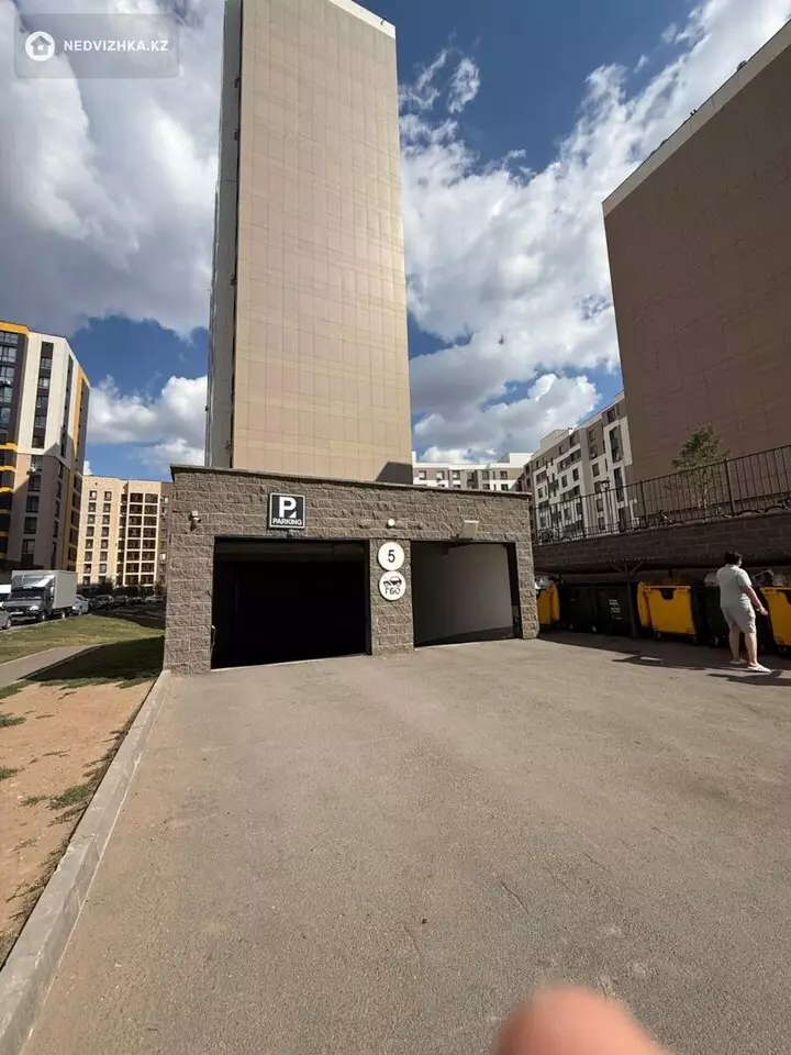 4-комнатная квартира, этаж 2 из 16, 90 м², фотография 5