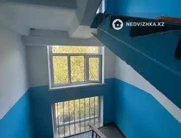 4-комнатная квартира, этаж 5 из 5, 77 м²