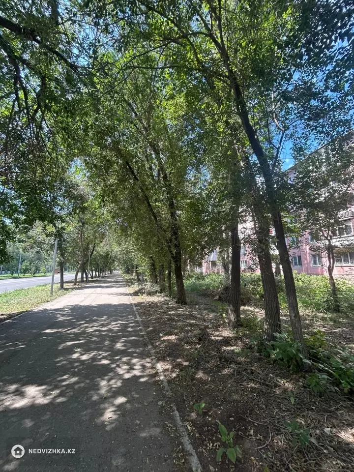 4-комнатная квартира, этаж 5 из 5, 77 м², фотография 3