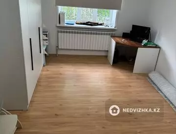 5-комнатный дом, 10 соток, 320 м²