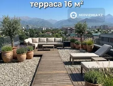 4-комнатная квартира, этаж 2 из 3, 104 м²