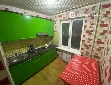 2-комнатная квартира, этаж 3 из 5, 45 м²