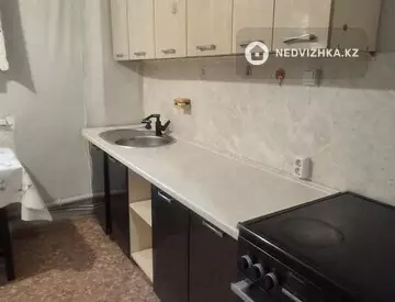 1-комнатная квартира, этаж 3 из 5, 33 м², миниатюра 4