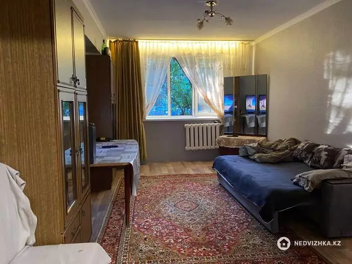 3-комнатная квартира, этаж 1 из 5, 68 м²