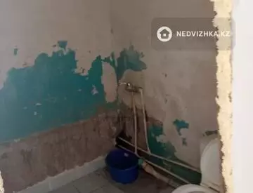 1-комнатная квартира, этаж 2 из 5, 1 м²