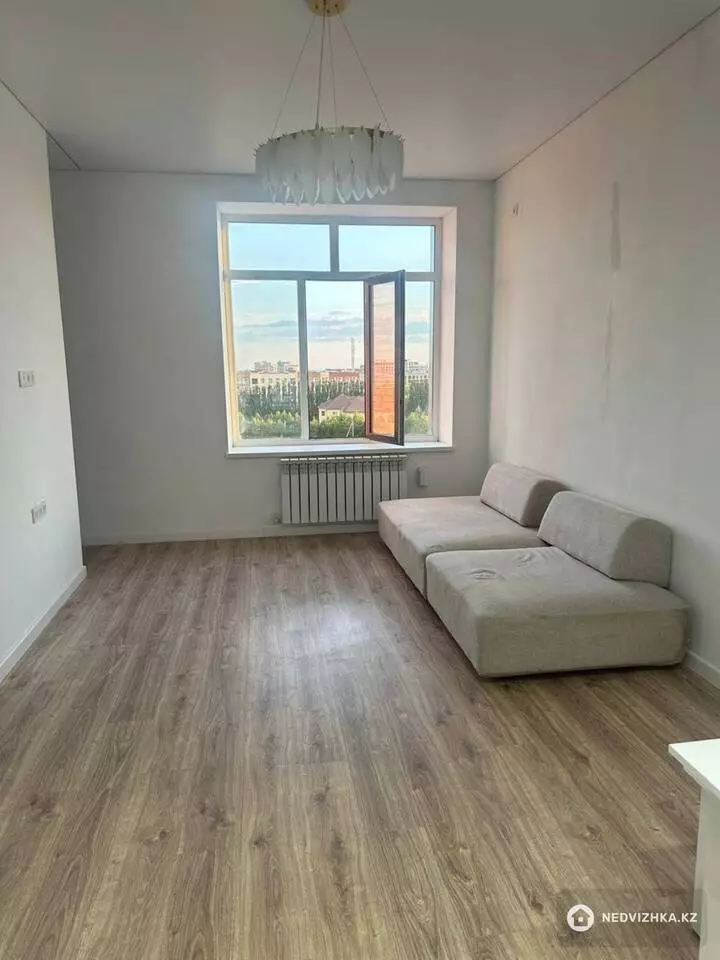2-комнатная квартира, этаж 6 из 9, 52 м², На длительный срок, фотография 2