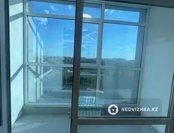 2-комнатная квартира, этаж 6 из 9, 52 м², На длительный срок