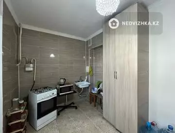 1-комнатная квартира, этаж 1 из 5, 45 м², миниатюра 3