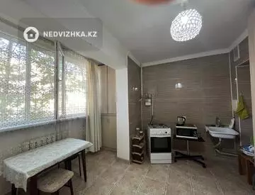 1-комнатная квартира, этаж 1 из 5, 45 м², миниатюра 2