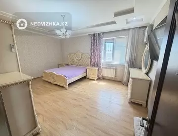2-комнатная квартира, этаж 7 из 10, 90 м²