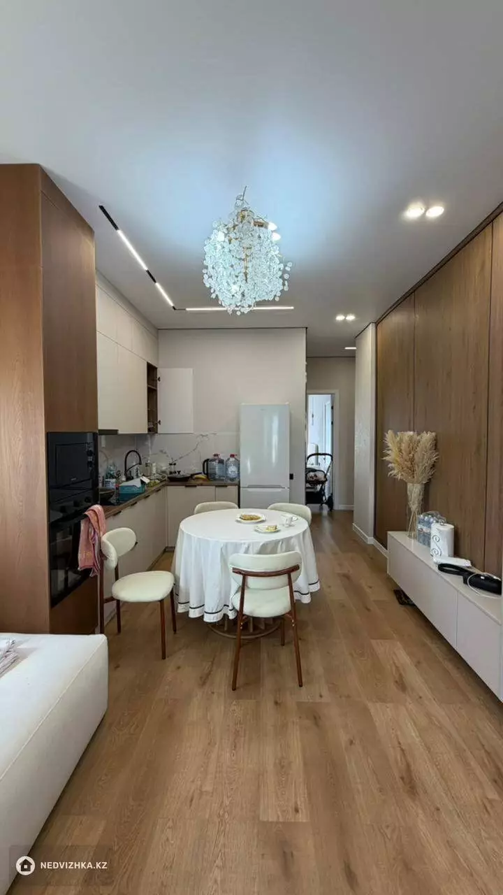 3-комнатная квартира, этаж 5 из 21, 70 м², фотография 3