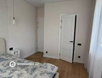 3-комнатная квартира, этаж 5 из 21, 70 м², миниатюра 7