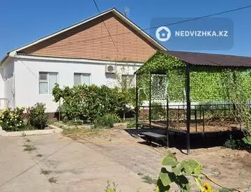 4-комнатный дом, 10 соток, 150 м²