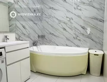 2-комнатная квартира, этаж 5 из 5, 81 м², миниатюра 10