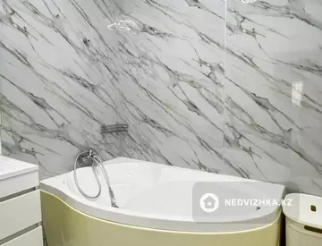 2-комнатная квартира, этаж 5 из 5, 81 м², миниатюра 12